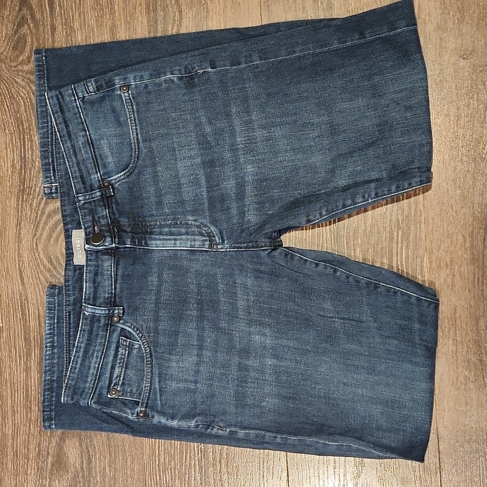 DL1961 AVERY MODERN STRAIGHT JEANS, 34 waist, 30 inseam